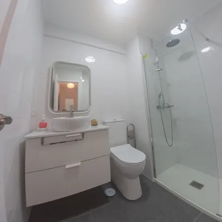 Castrelos Park / Parking Apartment